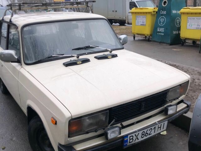 Бежевый ВАЗ 2105, объемом двигателя 1.5 л и пробегом 37 тыс. км за 800 $, фото 1 на Automoto.ua