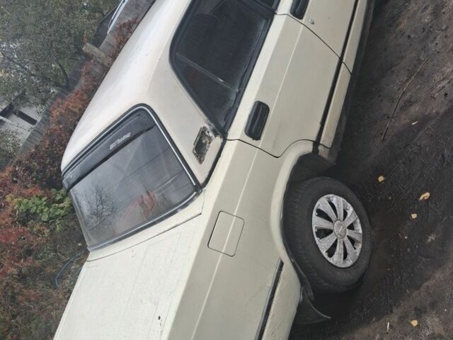 Бежевый ВАЗ 2105, объемом двигателя 0 л и пробегом 200 тыс. км за 525 $, фото 16 на Automoto.ua