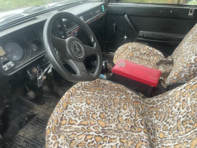 Бежевый ВАЗ 2105, объемом двигателя 1.5 л и пробегом 1000 тыс. км за 249 $, фото 3 на Automoto.ua