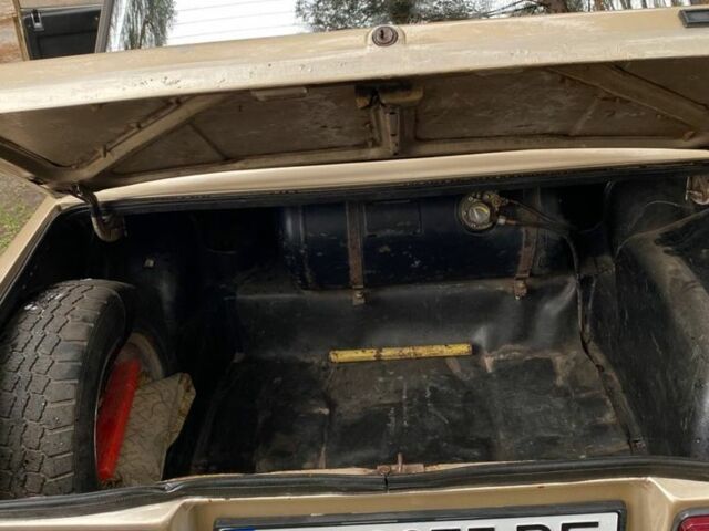 Бежевий ВАЗ 2105, об'ємом двигуна 1.5 л та пробігом 174 тис. км за 824 $, фото 7 на Automoto.ua