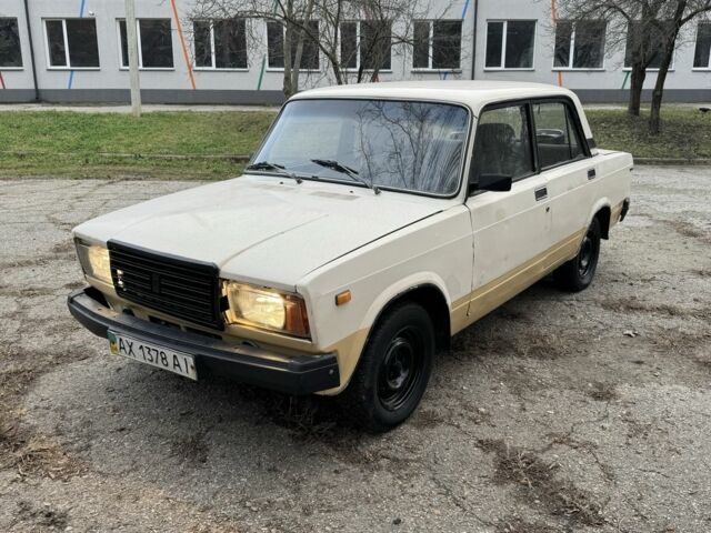 Бежевый ВАЗ 2105, объемом двигателя 0 л и пробегом 250 тыс. км за 650 $, фото 2 на Automoto.ua