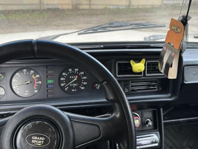 Бежевый ВАЗ 2105, объемом двигателя 0 л и пробегом 250 тыс. км за 650 $, фото 9 на Automoto.ua