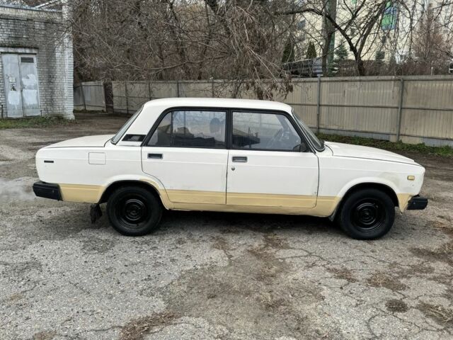 Бежевый ВАЗ 2105, объемом двигателя 0 л и пробегом 250 тыс. км за 650 $, фото 3 на Automoto.ua