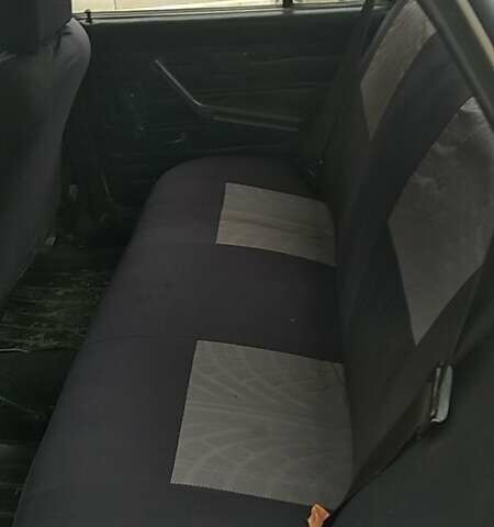 Бежевий ВАЗ 2105, об'ємом двигуна 1.45 л та пробігом 330 тис. км за 1150 $, фото 1 на Automoto.ua