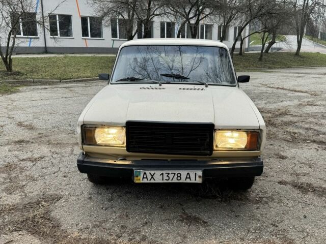 Бежевый ВАЗ 2105, объемом двигателя 0 л и пробегом 250 тыс. км за 650 $, фото 1 на Automoto.ua