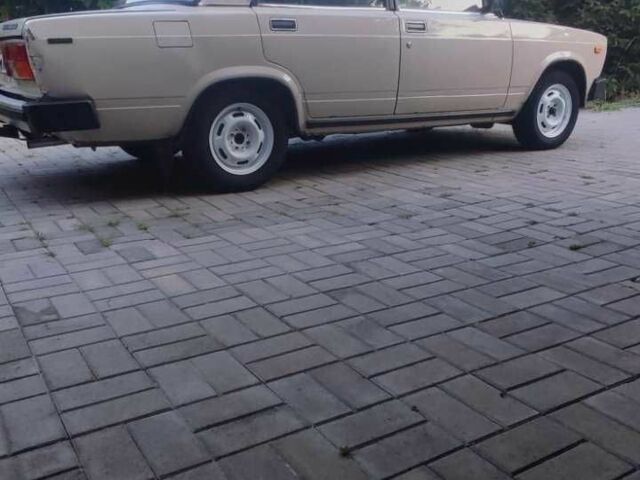 Бежевый ВАЗ 2105, объемом двигателя 0 л и пробегом 1000 тыс. км за 810 $, фото 2 на Automoto.ua