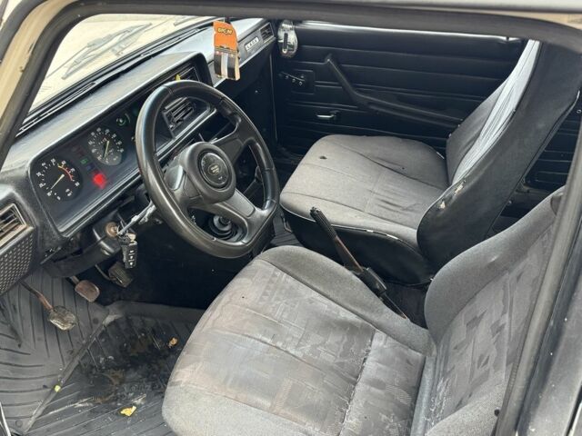 Бежевый ВАЗ 2105, объемом двигателя 0 л и пробегом 250 тыс. км за 650 $, фото 7 на Automoto.ua