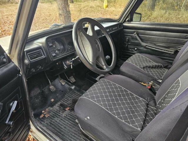 Бежевий ВАЗ 2105, об'ємом двигуна 1.5 л та пробігом 98 тис. км за 1200 $, фото 3 на Automoto.ua