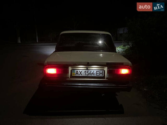 Бежевый ВАЗ 2105, объемом двигателя 1.3 л и пробегом 257 тыс. км за 592 $, фото 3 на Automoto.ua
