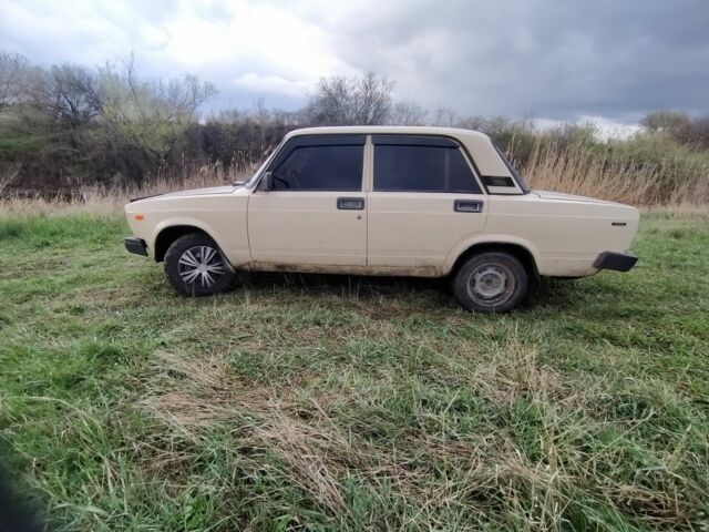 Бежевый ВАЗ 2105, объемом двигателя 2 л и пробегом 11 тыс. км за 33000 $, фото 6 на Automoto.ua