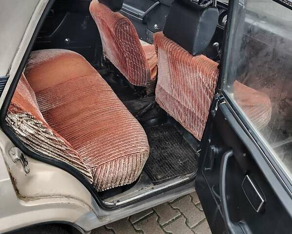 Бежевый ВАЗ 2105, объемом двигателя 1.3 л и пробегом 150 тыс. км за 650 $, фото 12 на Automoto.ua