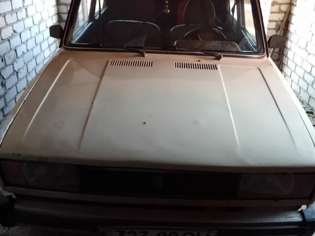 Бежевый ВАЗ 2105, объемом двигателя 0 л и пробегом 1000 тыс. км за 425 $, фото 6 на Automoto.ua