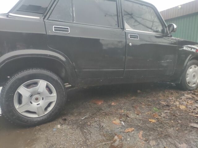 Черный ВАЗ 2105, объемом двигателя 1.3 л и пробегом 120 тыс. км за 429 $, фото 5 на Automoto.ua