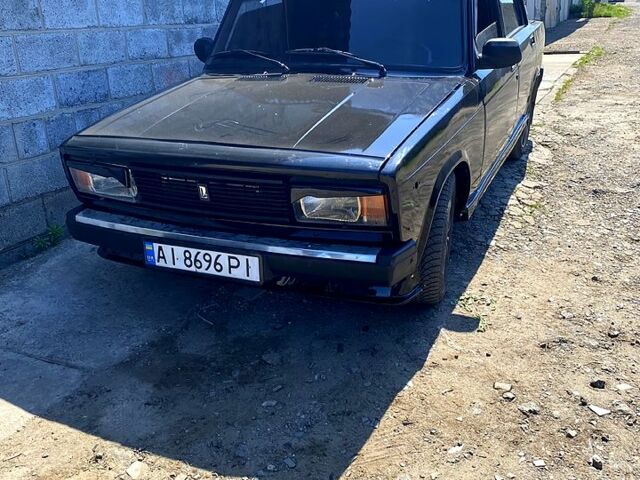 Черный ВАЗ 2105, объемом двигателя 1.6 л и пробегом 255 тыс. км за 1500 $, фото 3 на Automoto.ua