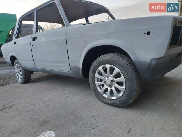 Черный ВАЗ 2105, объемом двигателя 1.45 л и пробегом 46 тыс. км за 900 $, фото 19 на Automoto.ua