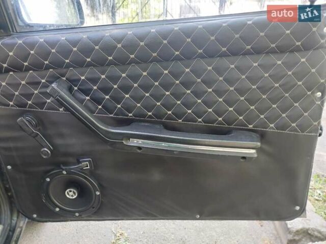 Черный ВАЗ 2105, объемом двигателя 1.45 л и пробегом 46 тыс. км за 900 $, фото 6 на Automoto.ua