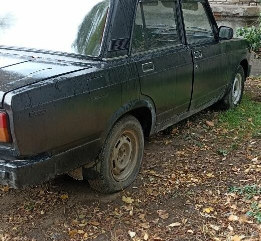 Чорний ВАЗ 2105, об'ємом двигуна 1.2 л та пробігом 139 тис. км за 383 $, фото 3 на Automoto.ua