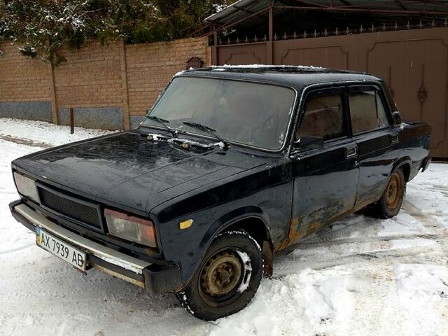 Черный ВАЗ 2105, объемом двигателя 13 л и пробегом 300 тыс. км за 450 $, фото 8 на Automoto.ua