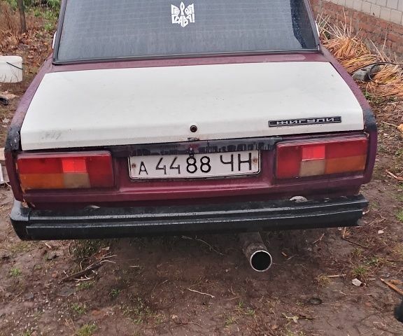 Фиолетовый ВАЗ 2105, объемом двигателя 0 л и пробегом 13 тыс. км за 355 $, фото 6 на Automoto.ua