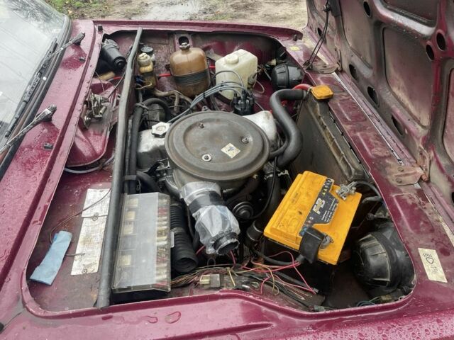 Фиолетовый ВАЗ 2105, объемом двигателя 1.5 л и пробегом 1000 тыс. км за 428 $, фото 5 на Automoto.ua