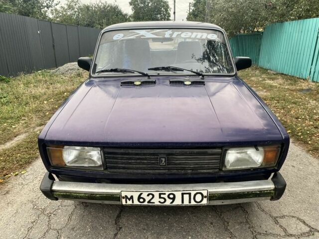 Фиолетовый ВАЗ 2105, объемом двигателя 1.5 л и пробегом 169 тыс. км за 699 $, фото 4 на Automoto.ua