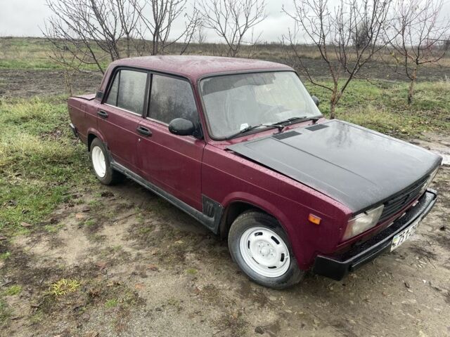 Фиолетовый ВАЗ 2105, объемом двигателя 1.5 л и пробегом 1000 тыс. км за 428 $, фото 2 на Automoto.ua