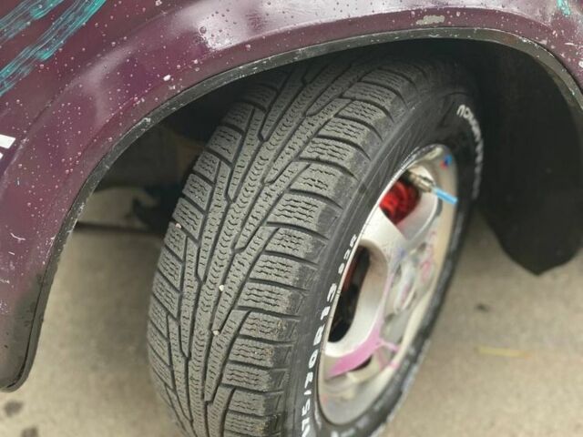 Фиолетовый ВАЗ 2105, объемом двигателя 1.5 л и пробегом 777 тыс. км за 1000 $, фото 7 на Automoto.ua