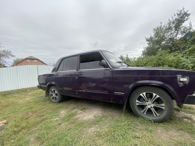 Фиолетовый ВАЗ 2105, объемом двигателя 1.5 л и пробегом 2 тыс. км за 783 $, фото 2 на Automoto.ua