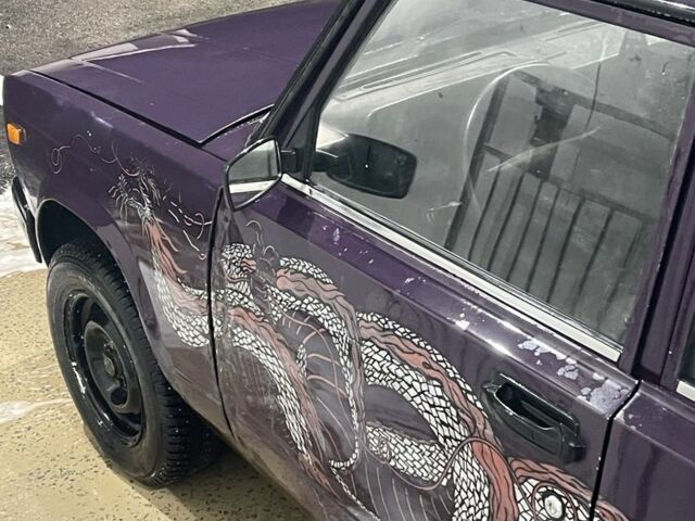 Фиолетовый ВАЗ 2105, объемом двигателя 1.5 л и пробегом 54 тыс. км за 478 $, фото 5 на Automoto.ua