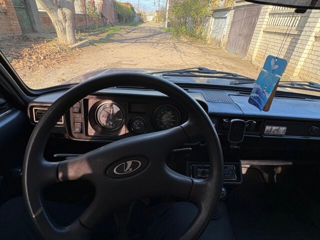 Фиолетовый ВАЗ 2105, объемом двигателя 1.5 л и пробегом 1 тыс. км за 1000 $, фото 10 на Automoto.ua