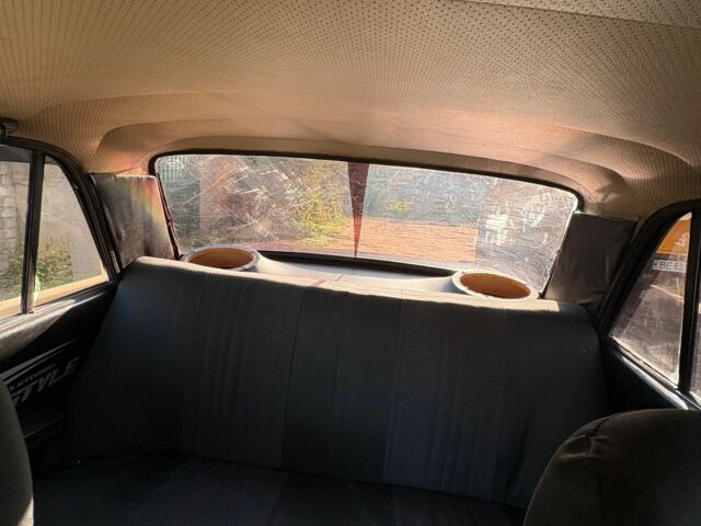 Фиолетовый ВАЗ 2105, объемом двигателя 1.5 л и пробегом 1 тыс. км за 1000 $, фото 8 на Automoto.ua