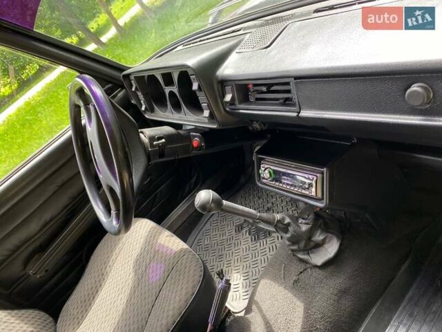 Фиолетовый ВАЗ 2105, объемом двигателя 1.45 л и пробегом 100 тыс. км за 1700 $, фото 4 на Automoto.ua