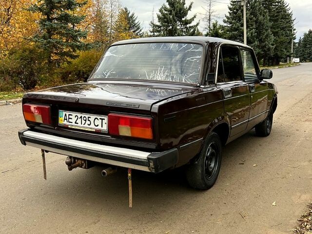 Коричневый ВАЗ 2105, объемом двигателя 1.3 л и пробегом 333 тыс. км за 580 $, фото 2 на Automoto.ua