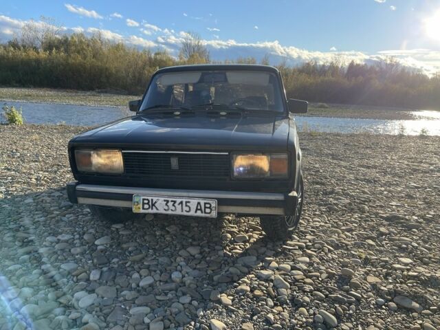 Коричневый ВАЗ 2105, объемом двигателя 1.6 л и пробегом 300 тыс. км за 650 $, фото 1 на Automoto.ua