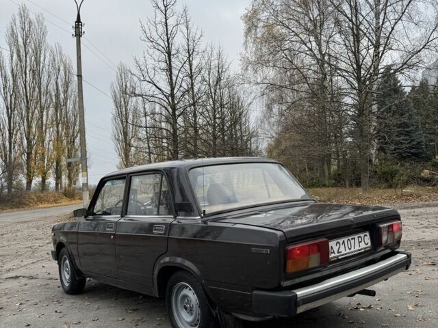 Коричневий ВАЗ 2105, об'ємом двигуна 1.3 л та пробігом 100 тис. км за 650 $, фото 1 на Automoto.ua