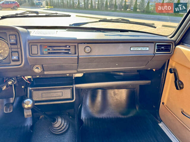 Коричневый ВАЗ 2105, объемом двигателя 1.3 л и пробегом 3 тыс. км за 15000 $, фото 38 на Automoto.ua