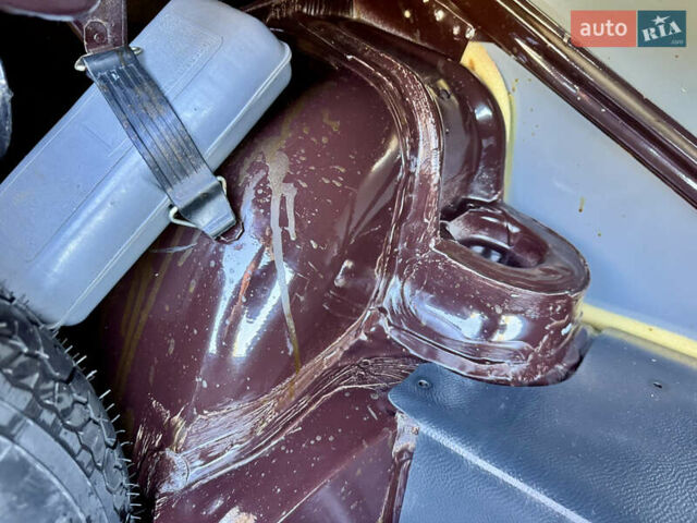 Коричневый ВАЗ 2105, объемом двигателя 1.3 л и пробегом 3 тыс. км за 15000 $, фото 82 на Automoto.ua