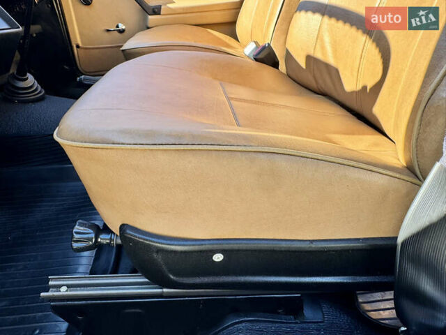 Коричневый ВАЗ 2105, объемом двигателя 1.3 л и пробегом 3 тыс. км за 15000 $, фото 33 на Automoto.ua