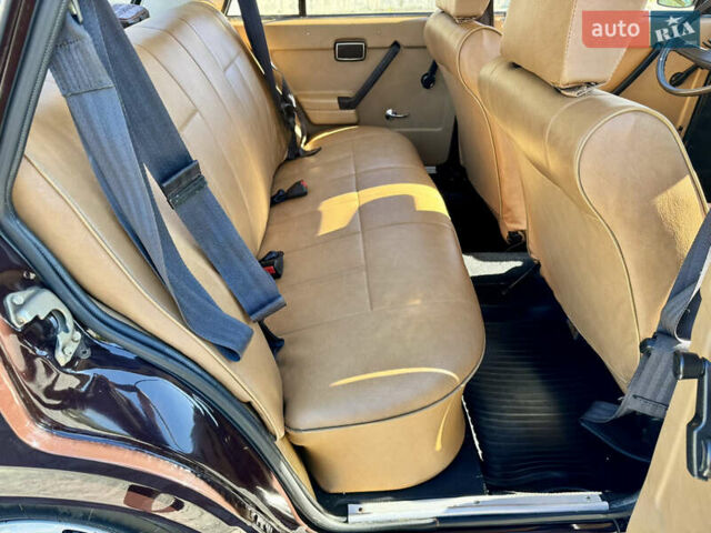 Коричневый ВАЗ 2105, объемом двигателя 1.3 л и пробегом 3 тыс. км за 15000 $, фото 57 на Automoto.ua