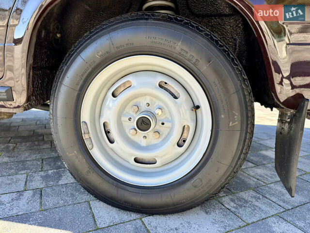 Коричневый ВАЗ 2105, объемом двигателя 1.3 л и пробегом 3 тыс. км за 15000 $, фото 104 на Automoto.ua