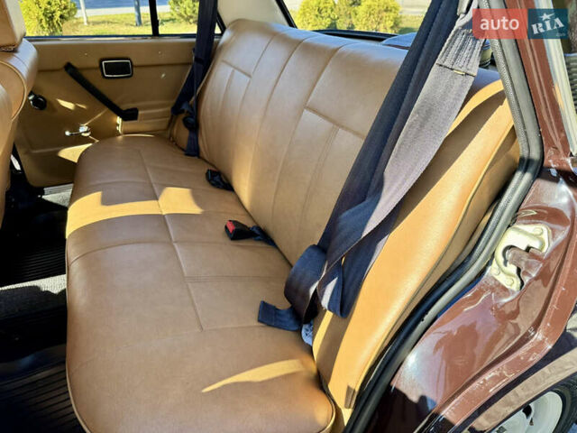 Коричневый ВАЗ 2105, объемом двигателя 1.3 л и пробегом 3 тыс. км за 15000 $, фото 54 на Automoto.ua