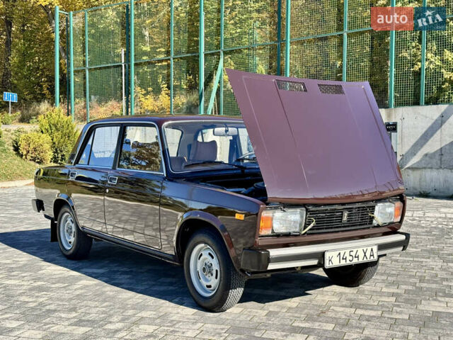 Коричневый ВАЗ 2105, объемом двигателя 1.3 л и пробегом 3 тыс. км за 15000 $, фото 91 на Automoto.ua