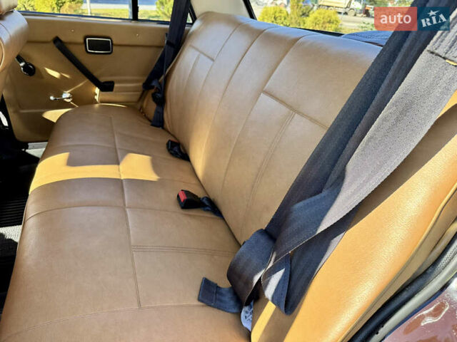 Коричневый ВАЗ 2105, объемом двигателя 1.3 л и пробегом 3 тыс. км за 15000 $, фото 55 на Automoto.ua