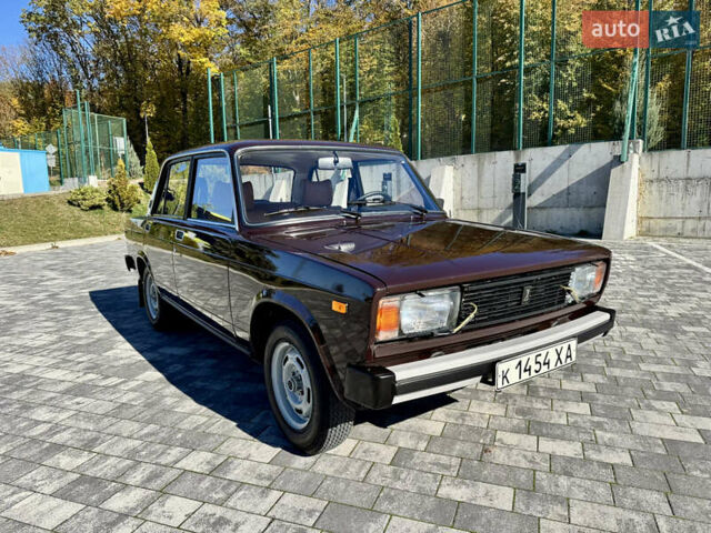 Коричневый ВАЗ 2105, объемом двигателя 1.3 л и пробегом 3 тыс. км за 15000 $, фото 19 на Automoto.ua