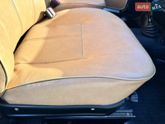 Коричневый ВАЗ 2105, объемом двигателя 1.3 л и пробегом 3 тыс. км за 15000 $, фото 72 на Automoto.ua