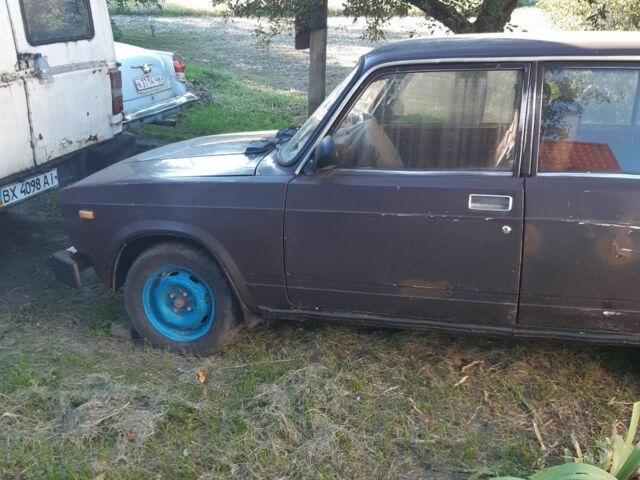 Коричневый ВАЗ 2105, объемом двигателя 1.3 л и пробегом 120 тыс. км за 356 $, фото 3 на Automoto.ua