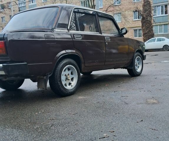 Коричневый ВАЗ 2105, объемом двигателя 1.5 л и пробегом 144 тыс. км за 750 $, фото 11 на Automoto.ua