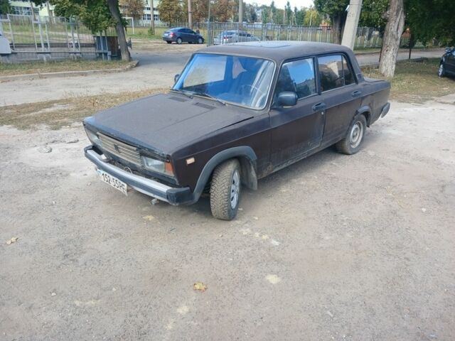 Коричневий ВАЗ 2105, об'ємом двигуна 0 л та пробігом 200 тис. км за 429 $, фото 1 на Automoto.ua
