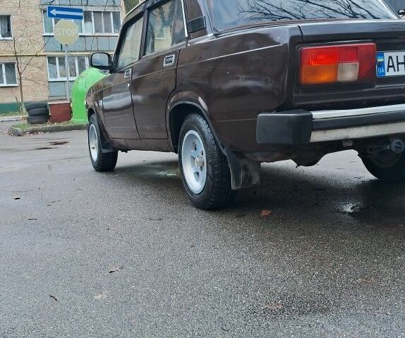 Коричневый ВАЗ 2105, объемом двигателя 1.5 л и пробегом 144 тыс. км за 750 $, фото 10 на Automoto.ua