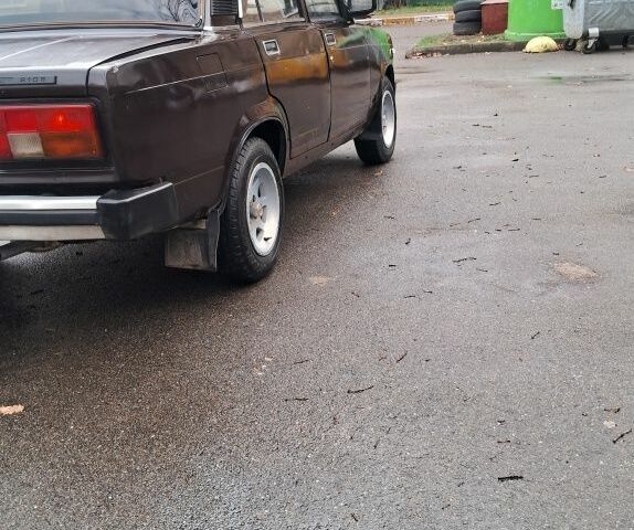 Коричневый ВАЗ 2105, объемом двигателя 1.5 л и пробегом 144 тыс. км за 750 $, фото 4 на Automoto.ua